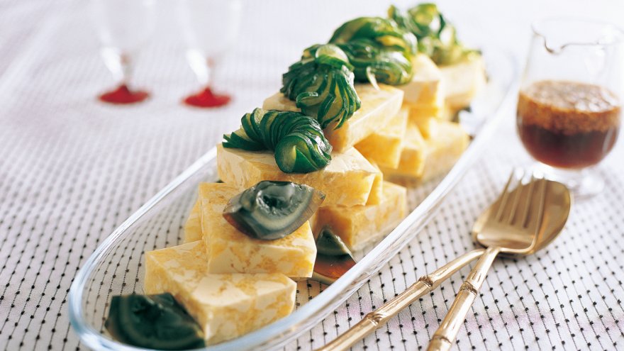 豆腐かんのアコーディオンきゅうりのせ