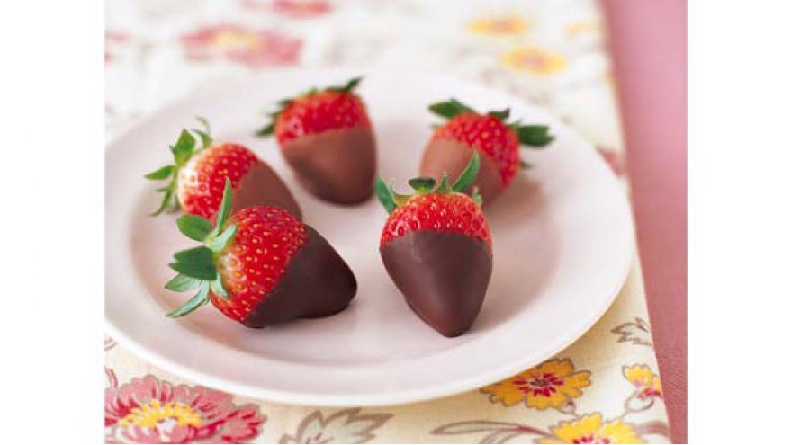 いちごのチョコレートフォンデュ