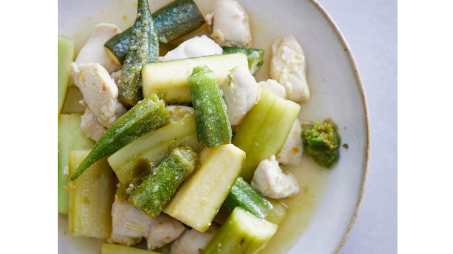 はちみつレモンマリネと鶏ささ身の蒸し炒め