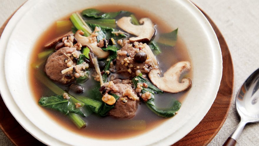 雑穀と豚だんごのしょうがスープ