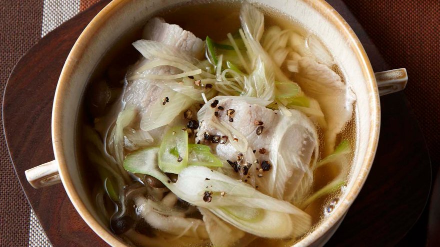 ねぎしょうがと豚バラのスープ