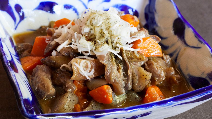 牛すじみそ煮込み