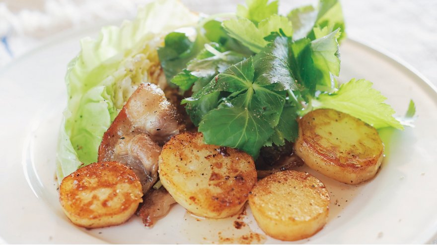 新じゃがと春キャベツのホットサラダ