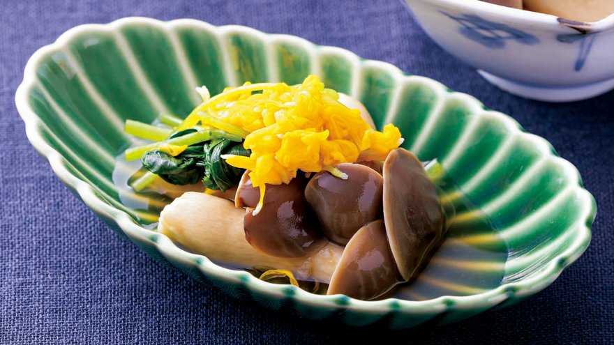 しめじの菊花あえ