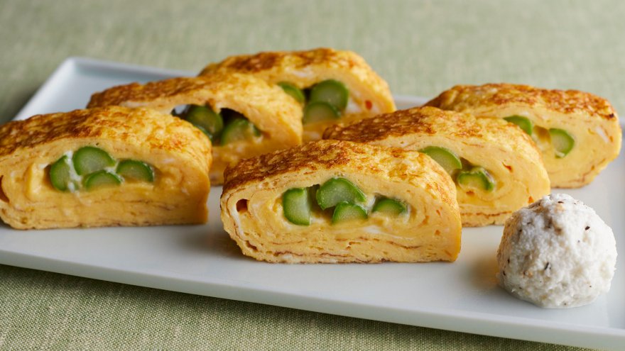 アスパラの卵焼き