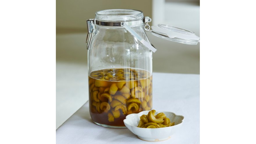 青梅のカリカリ漬け