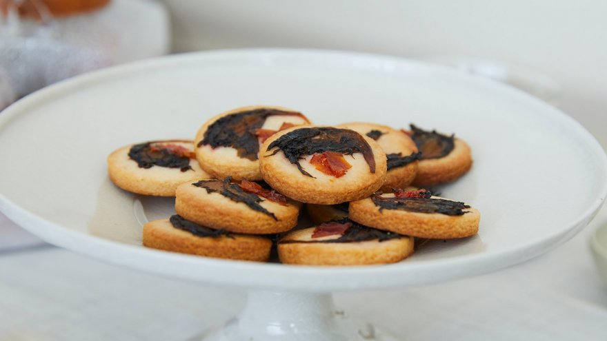 赤じそ茶梅のクッキー