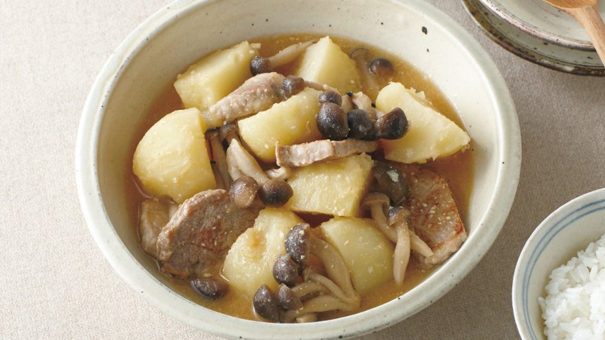 じゃがいもと豚のにんにくみそ煮