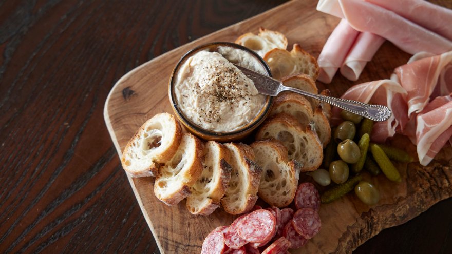 ツナ缶リエットとシャルキュトリー