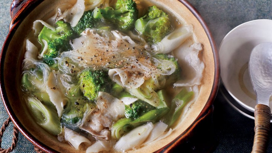 ブロッコリーと豚バラの春雨鍋