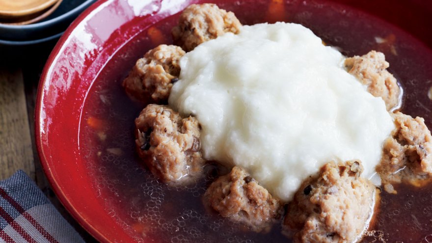 肉だんご煮のとろろがけ