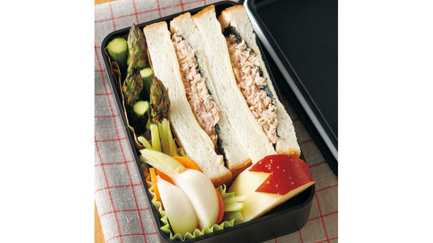 のりチーツナサンド弁当