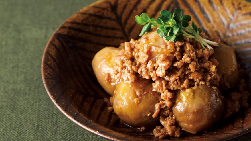 里芋のそぼろ煮