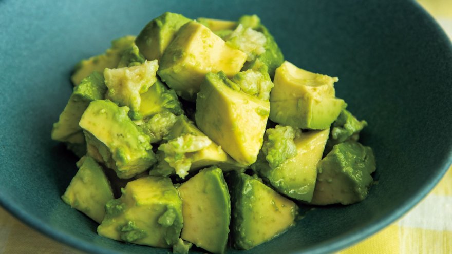 レモン麹のアボカドあえ