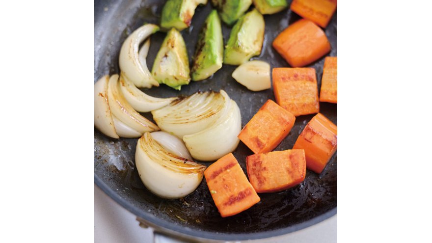 新にんじんと新たまねぎ、アボカドのロースト