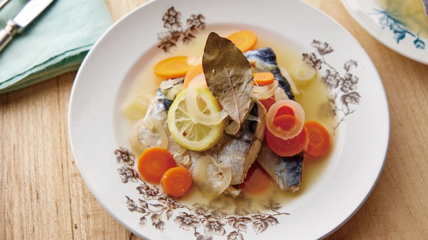 さばとレモンの白ワイン煮