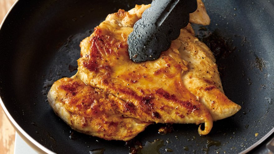 鶏肉のディアボラ風ソテー