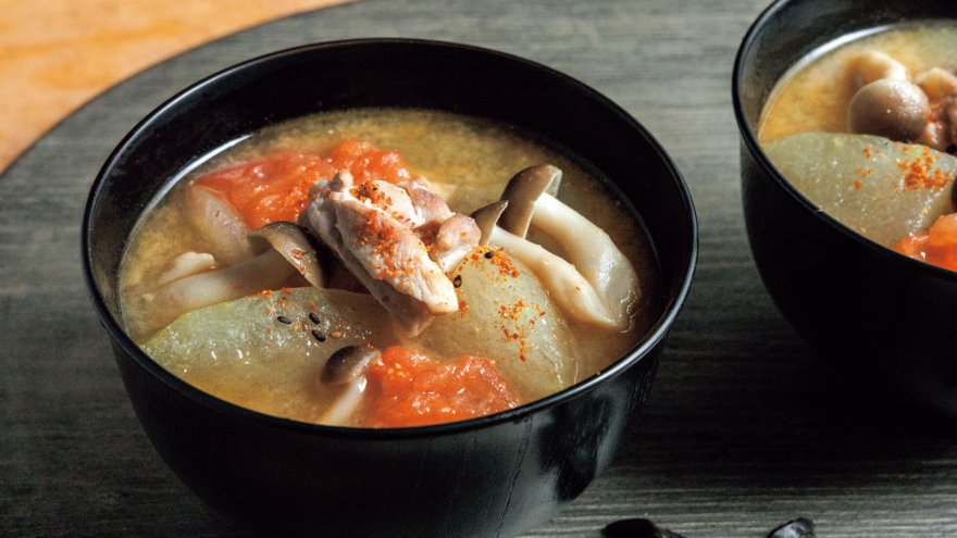 とうがんと鶏肉のみそ汁