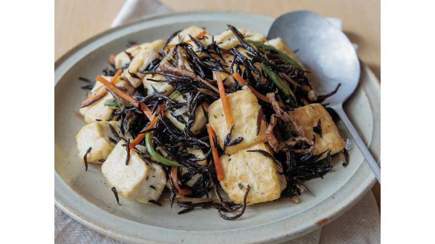 ひじきと豆腐の炒め物
