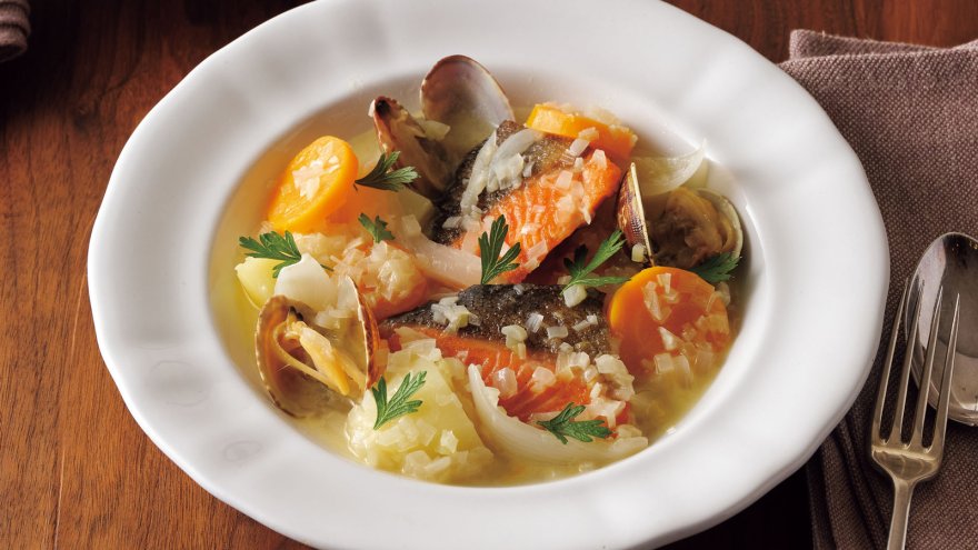 秋ざけと根菜のバター風味煮