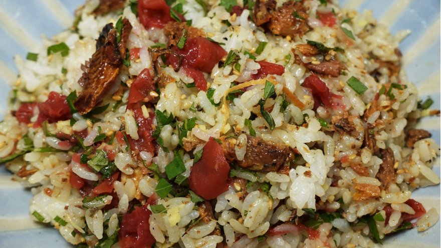 缶たんうめぇごはん