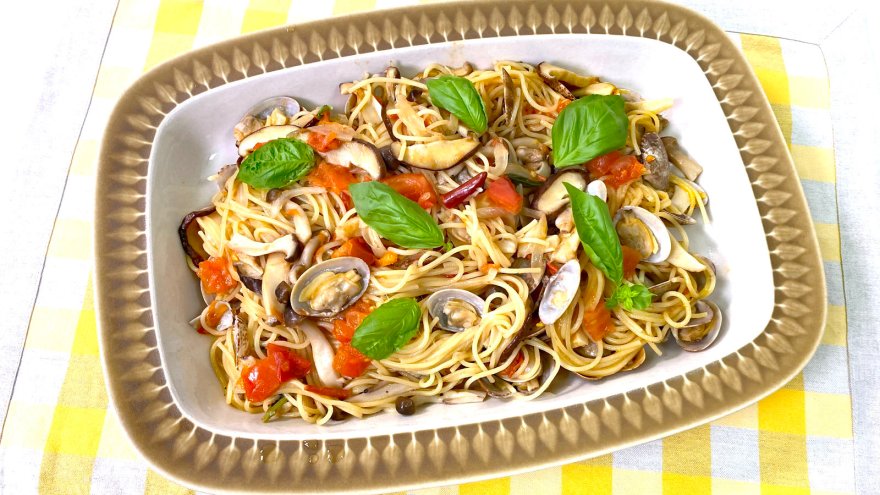 すいとりボンゴレきのこパスタ