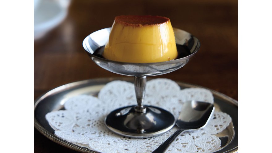 昔ながらの堅めプリン