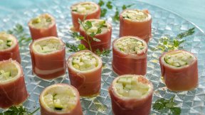 ズッキーニとセルリーの生ロール