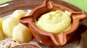 アリオリソース