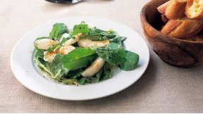 なしとルッコラのサラダ