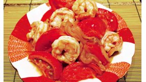 トマトとえびの梅炒め