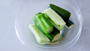 夏野菜のはちみつレモンマリネ