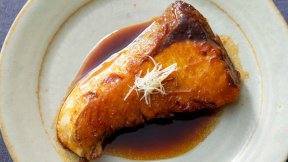 ぶりのうまみ酢照り焼き