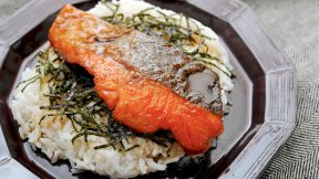 さけのかば焼き丼