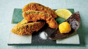 アボカドのおかき揚げ