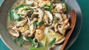 きのこの中華風卵とじ