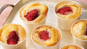 ストロベリーカップケーキ