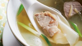 ワンタンスープ