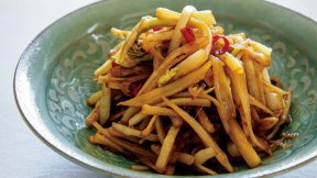 うどの皮のきんぴら