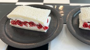 ラズベリーフルーツサンド