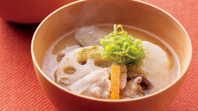 冬野菜の具だくさん豚汁