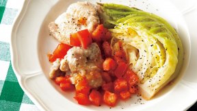 春キャベツと鶏肉のトマト煮