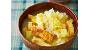 野菜たっぷりみそ汁