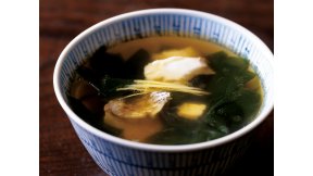 新わかめとたいのスープ