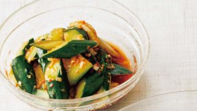 たたききゅうりの辛み漬け