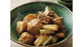 里芋と豚スペアリブのみそ煮込み