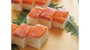 サーモンの押しずし