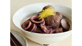 いかと里芋のいしる煮