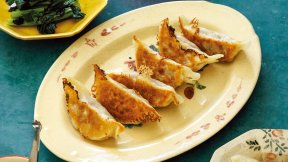 ジューシー肉ギョーザ