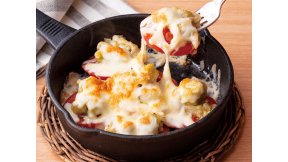 なすのアンチョビ炒めのトマトチーズ焼き